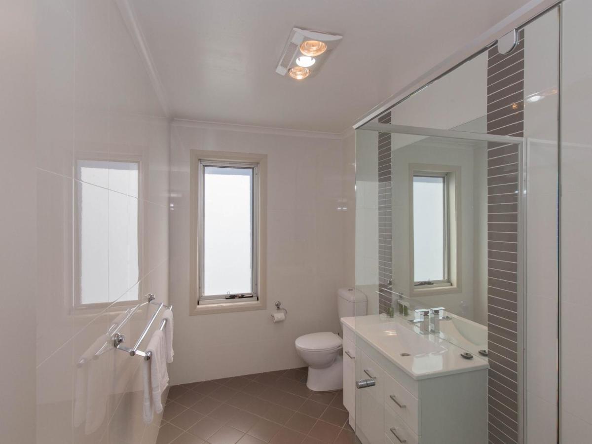 Opus 1 10 Poley Cow Lane Villa จินดาไบน์ ภายนอก รูปภาพ